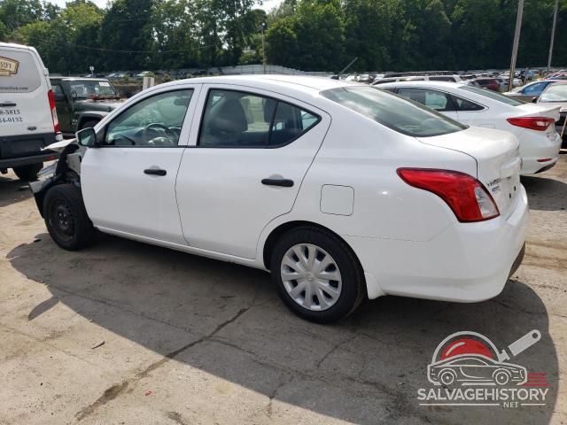 3N1CN7AP3JL865247 2018 NISSAN VERSA photo no. 2