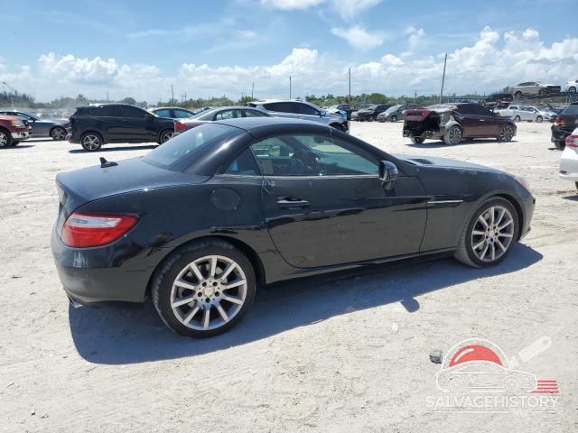 WDDPK3JA4GF120561 2016 MERCEDES-BENZ SLK-CLASS photo no. 3