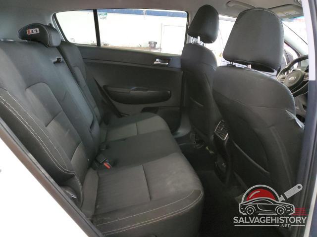 KNDPMCACXH7276122 2017 KIA SPORTAGE photo no. 11