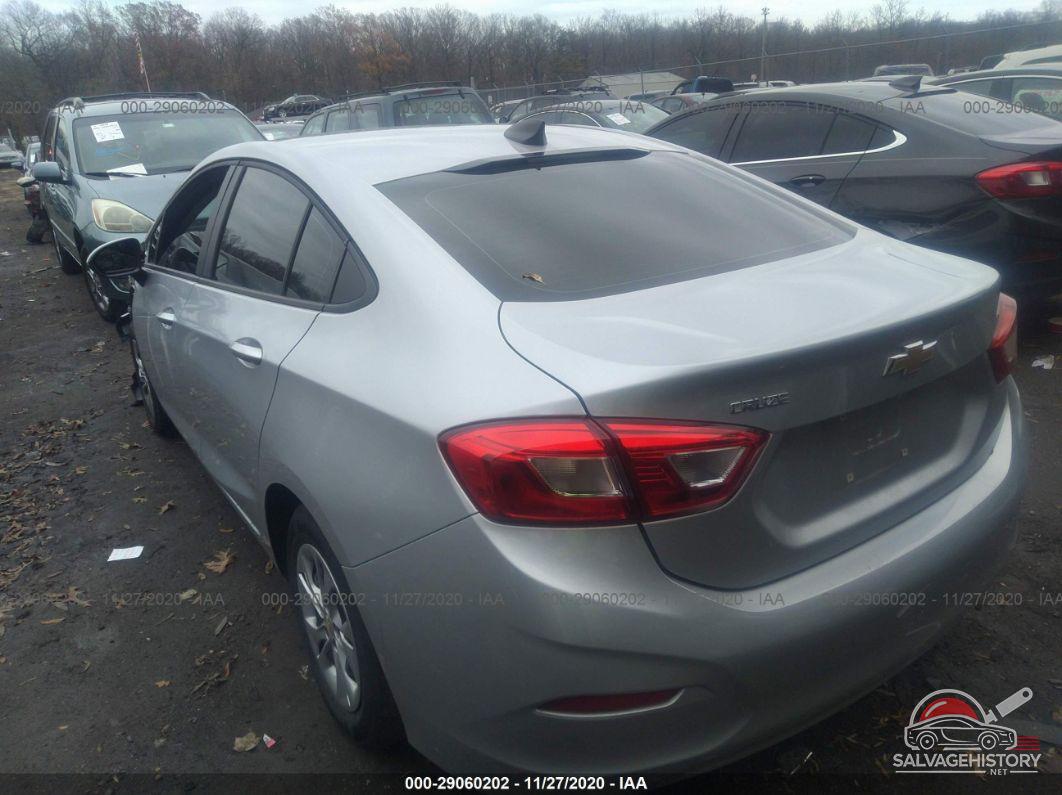 1G1BC5SM6K7104170 2019 CHEVROLET CRUZE photo no. 3