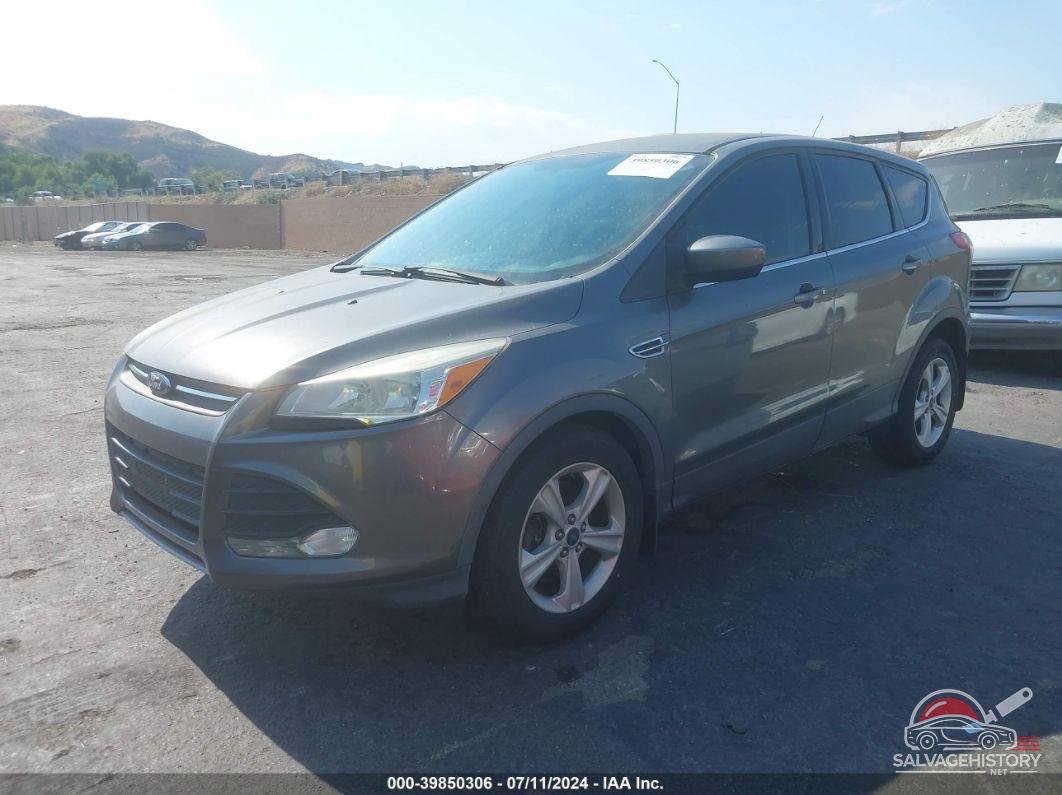 1FMCU0G9XEUC69544 2014 FORD ESCAPE photo no. 2