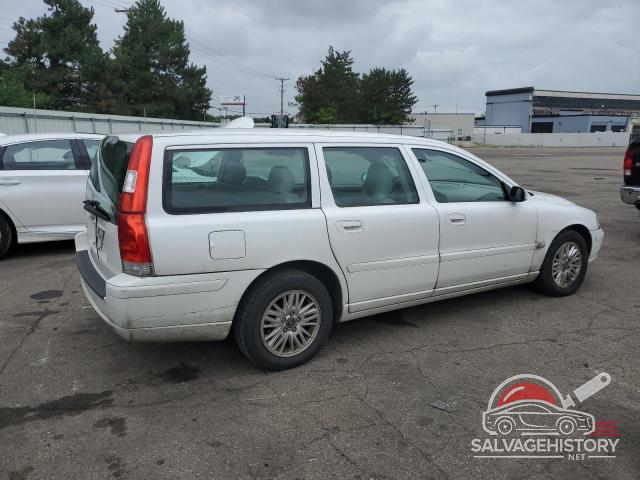 YV1SW612151493435 2005 VOLVO V70 photo no. 3
