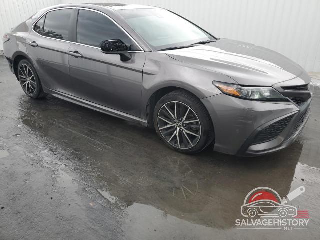 4T1G11AK7MU451356 2021 TOYOTA CAMRY photo no. 4