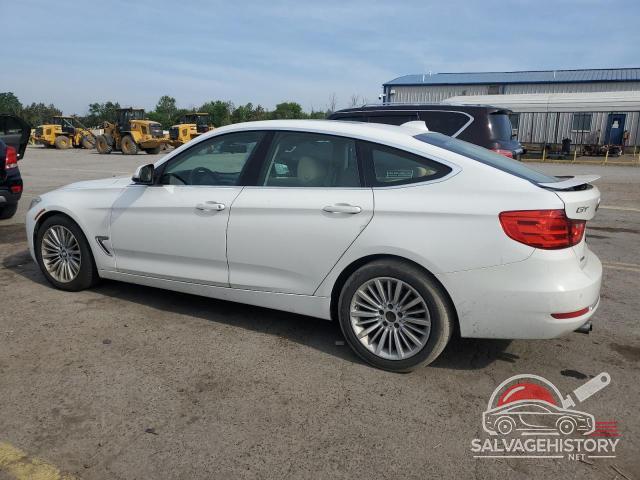 WBA8Z5C52FD672234 2015 BMW 3 SERIES photo no. 2