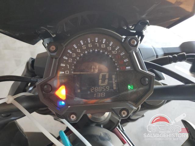 JKAZR2A14KA003037 2019 KAWASAKI Z/ZR 1000 photo no. 7