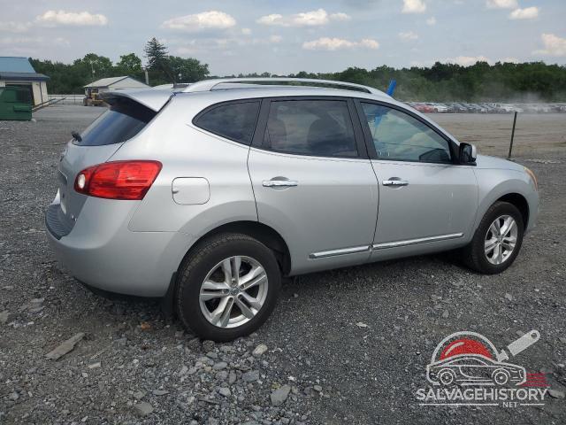 JN8AS5MV9DW619673 2013 NISSAN ROGUE photo no. 3