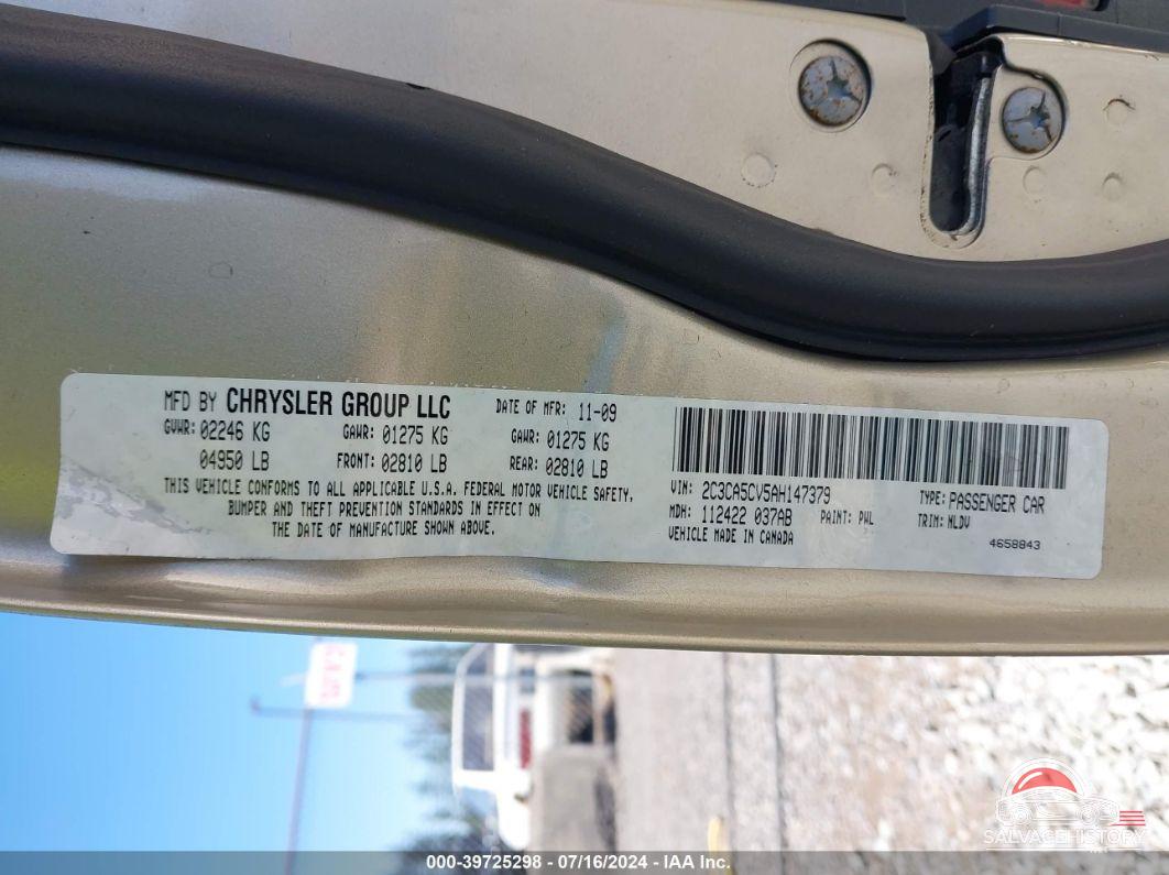 2C3CA5CV5AH147379 2010 CHRYSLER 300 photo no. 9