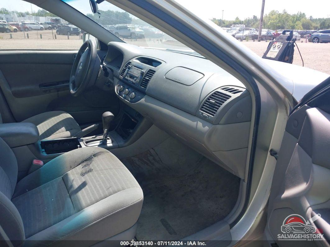 4T1BF32K85U602020 2005 TOYOTA CAMRY photo no. 5
