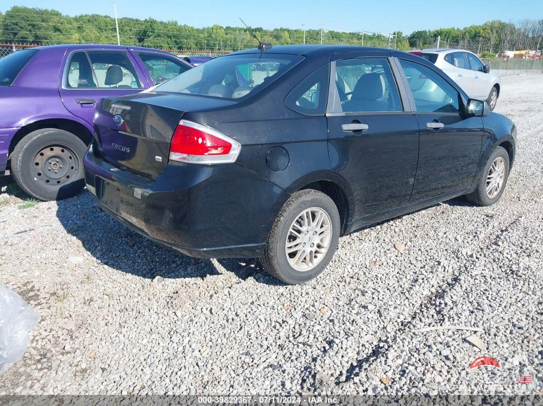 1FAHP3FNXBW100826 2011 FORD FOCUS photo no. 4