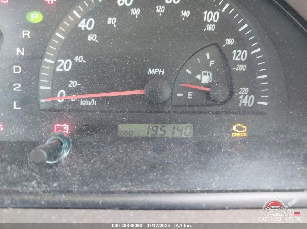 JTDBE32K720118219 2002 TOYOTA CAMRY photo no. 7