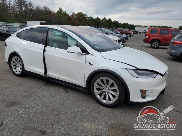 5YJXCDE21KF195716 2019 TESLA MODEL X photo no. 4