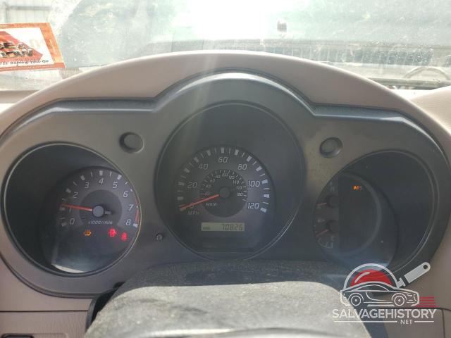 1N6ED26Y62C300546 2002 NISSAN FRONTIER photo no. 9