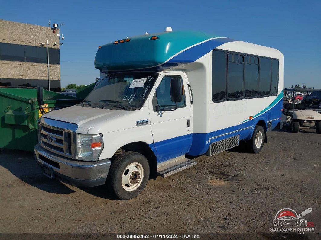 1FDFE4FS1FDA34909 2015 FORD ECONOLINE photo no. 2
