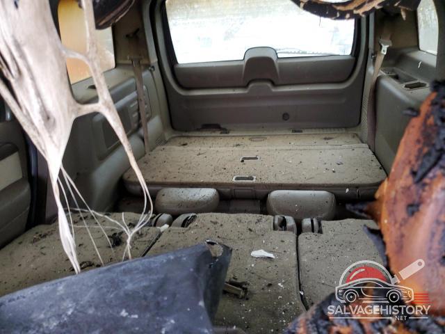 1FMZU74K14ZA40388 2004 FORD EXPLORER photo no. 10