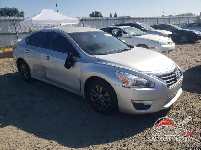 1N4AL3APXFC446470 2015 NISSAN ALTIMA photo no. 4