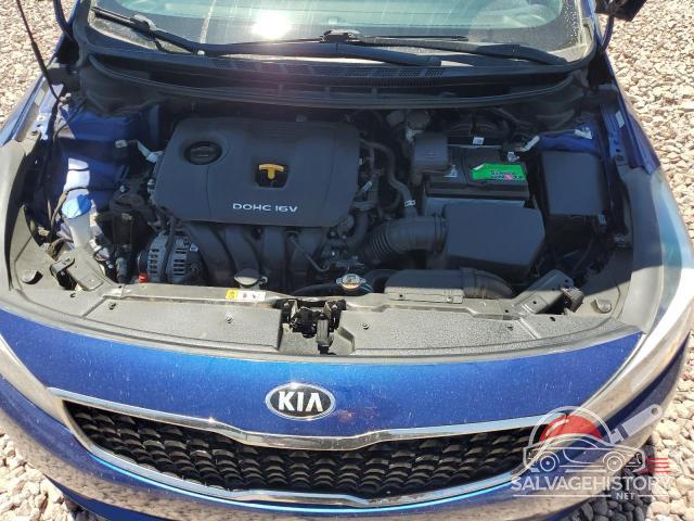 3KPFK4A75JE205670 2018 KIA FORTE photo no. 11