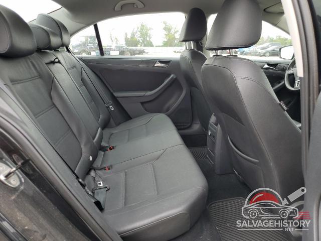 3VWDX7AJ5CM323732 2012 VOLKSWAGEN JETTA photo no. 10
