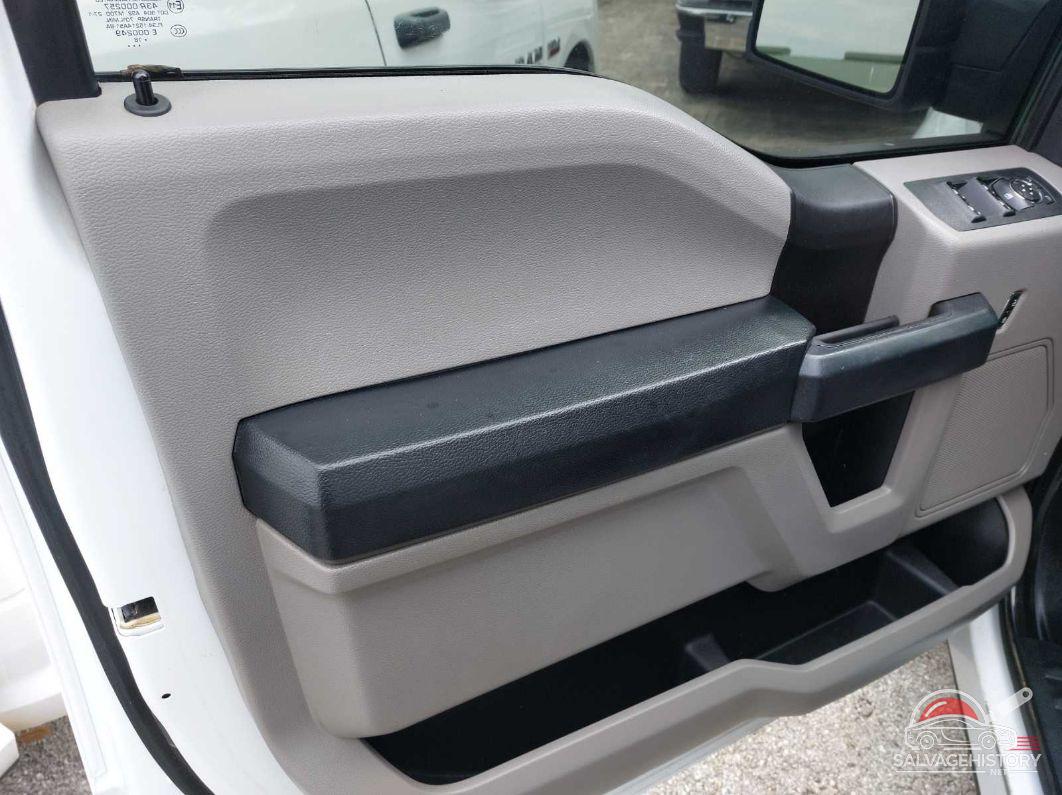 1FTFW1E5XJKF07478 2018 FORD F-150 photo no. 8