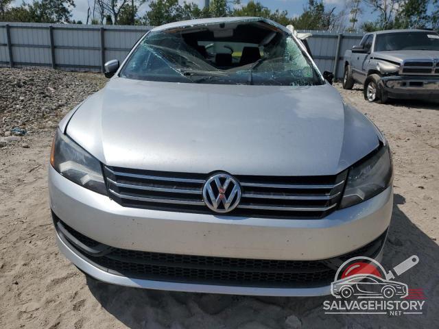 1VWAT7A37FC071052 2015 VOLKSWAGEN PASSAT photo no. 5