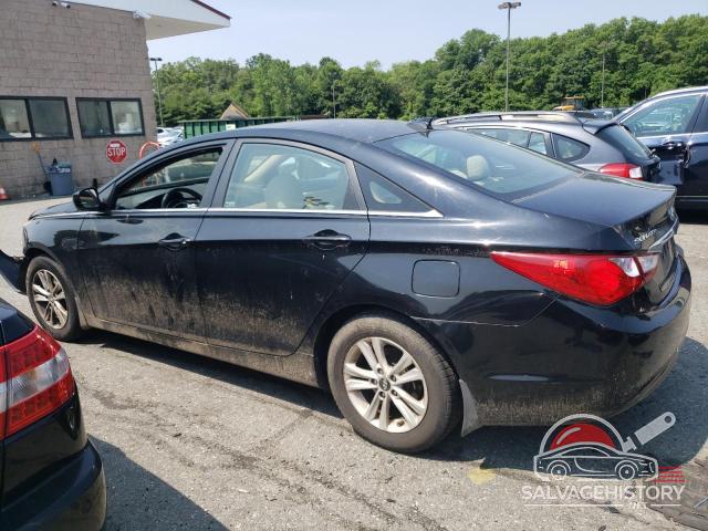 5NPEB4AC0DH695346 2013 HYUNDAI SONATA photo no. 2