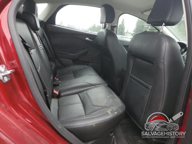 1FADP3K2XGL346133 2016 FORD FOCUS photo no. 10