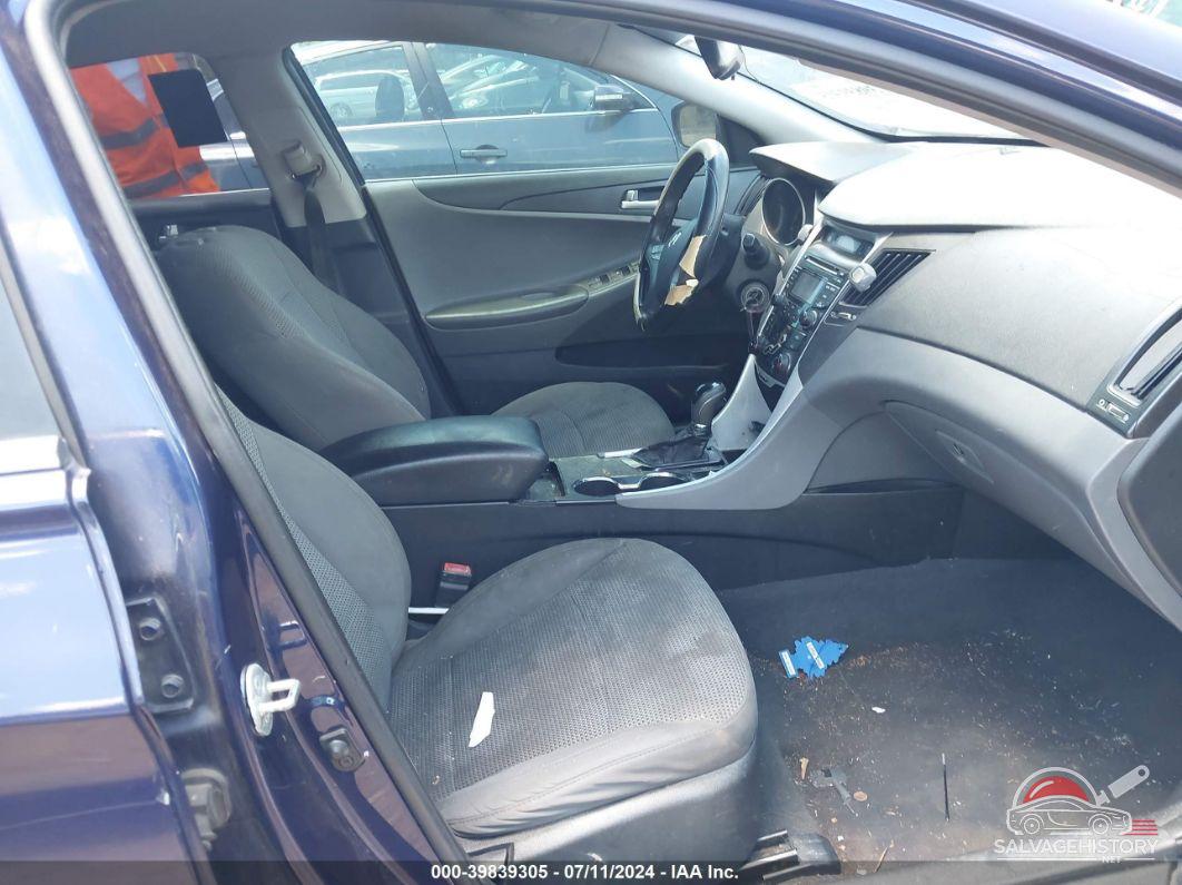 5NPEB4ACXCH383050 2012 HYUNDAI SONATA photo no. 5