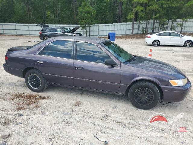 4T1BG28K8XU918213 1999 TOYOTA CAMRY photo no. 4