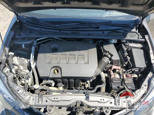 2T1BURHE0JC070042 2018 TOYOTA COROLLA photo no. 11