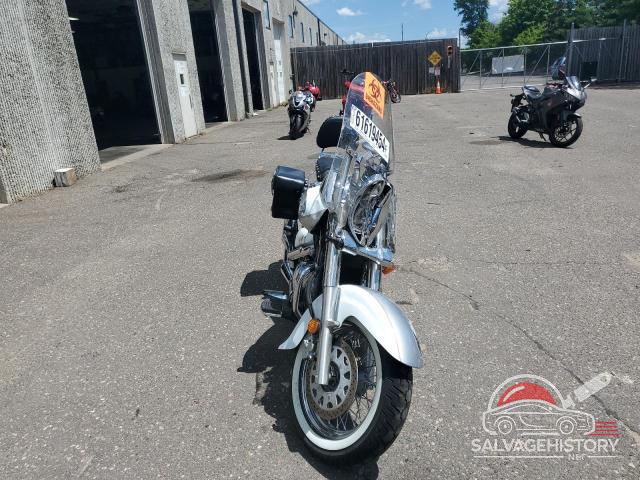 JS1VS55A4D2100055 2013 SUZUKI CYC VL/VLR photo no. 2