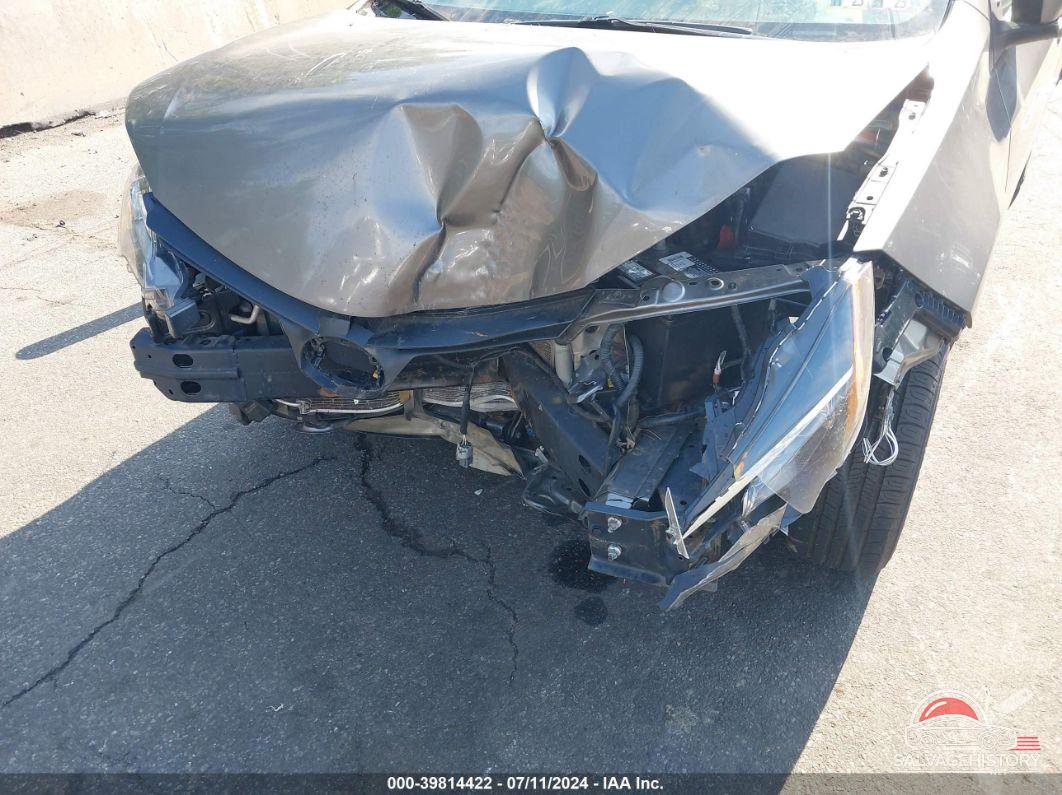 2T1BURHE7KC162685 2019 TOYOTA COROLLA photo no. 6