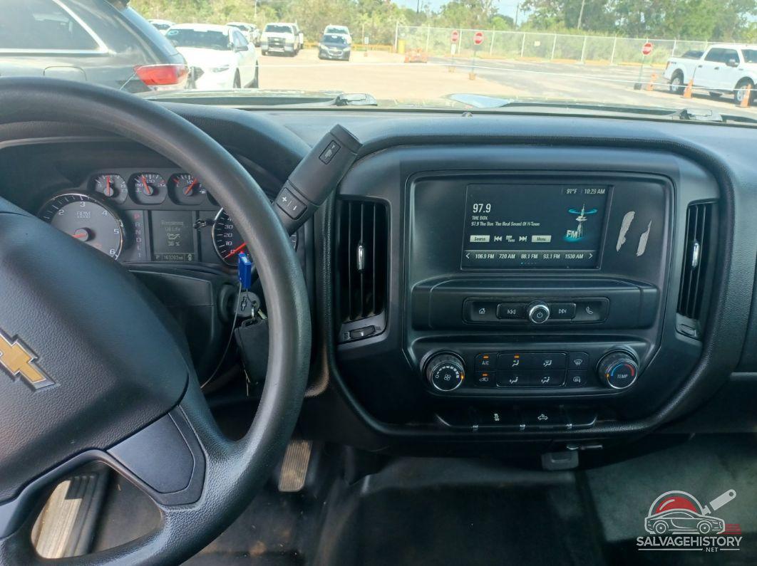 2GC2KREG8K1214206 2019 CHEVROLET SILVERADO 2500HD photo no. 2