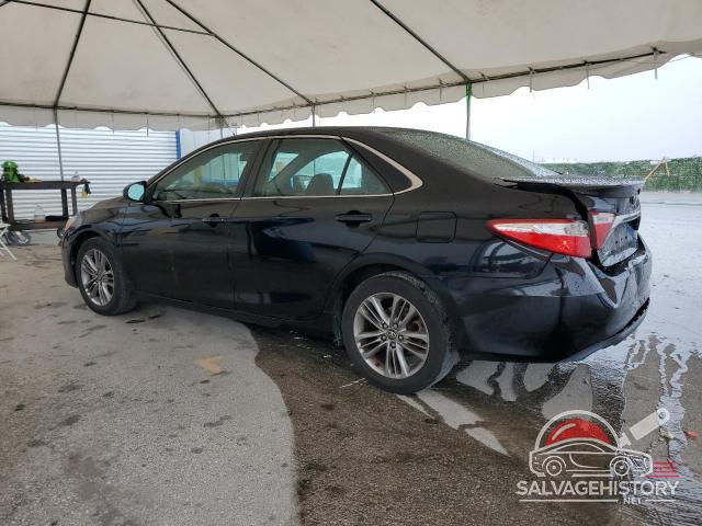 4T1BF1FK3GU232001 2016 TOYOTA CAMRY photo no. 2