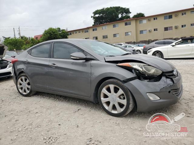 5NPDH4AE3DH297205 2013 HYUNDAI ELANTRA photo no. 4