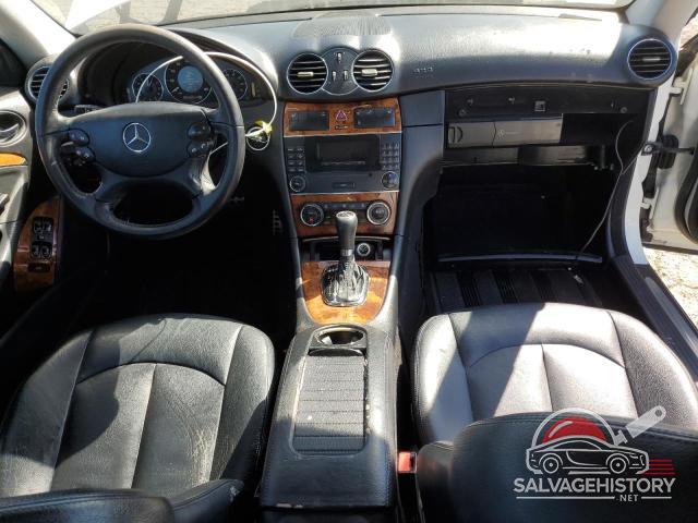 WDBTJ56H78F235054 2008 MERCEDES-BENZ CLK-CLASS photo no. 8