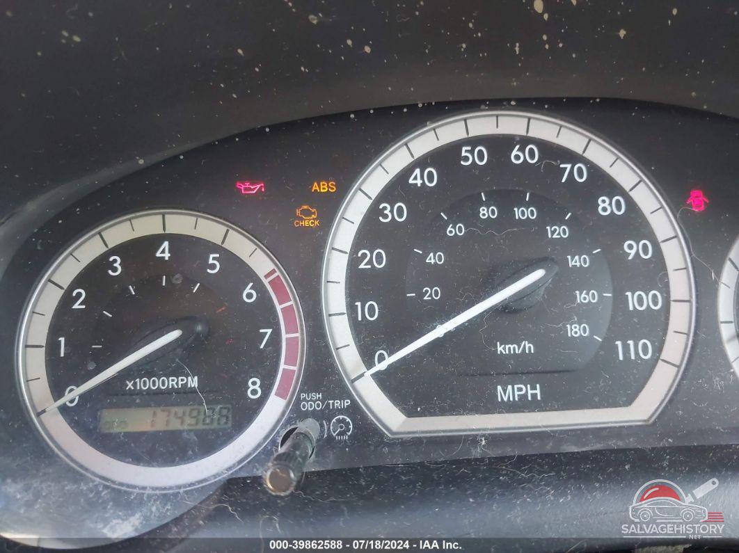 5TDZA22CX4S106837 2004 TOYOTA SIENNA photo no. 7