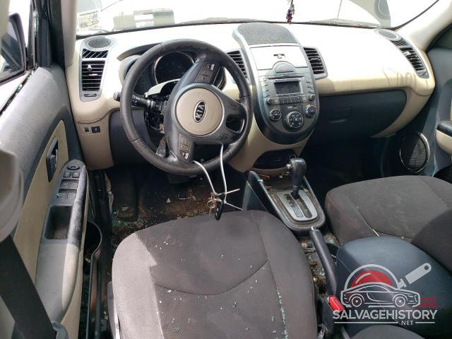 KNDJT2A2XA7177865 2010 KIA SOUL photo no. 8