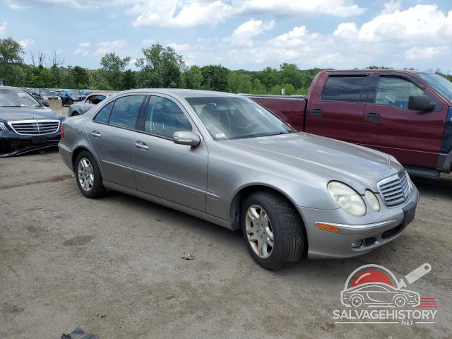 WDBUF82J45X173313 2005 MERCEDES-BENZ E-CLASS photo no. 4