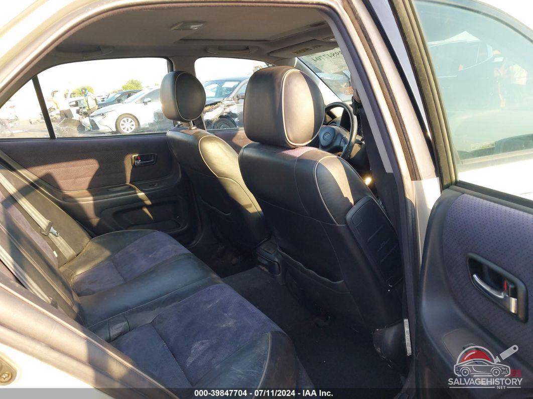 JTHBD192320038525 2002 LEXUS IS 300 photo no. 8