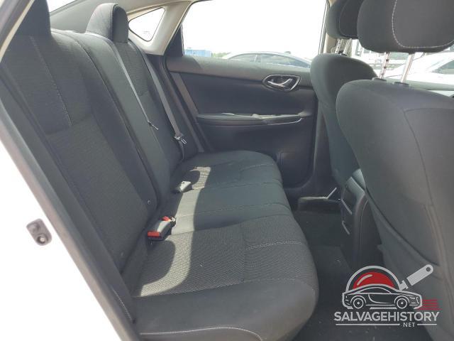 3N1AB7APXJY270706 2018 NISSAN SENTRA photo no. 10