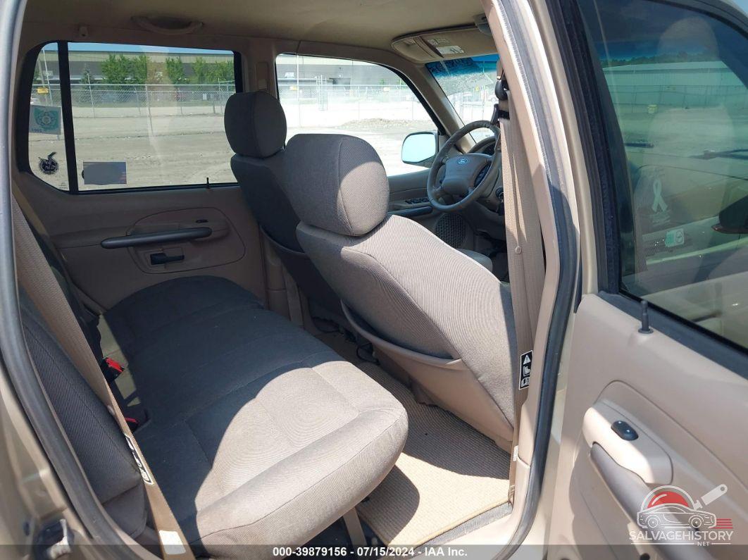 1FMZU67E81UA21135 2001 FORD EXPLORER SPORT TRAC photo no. 8