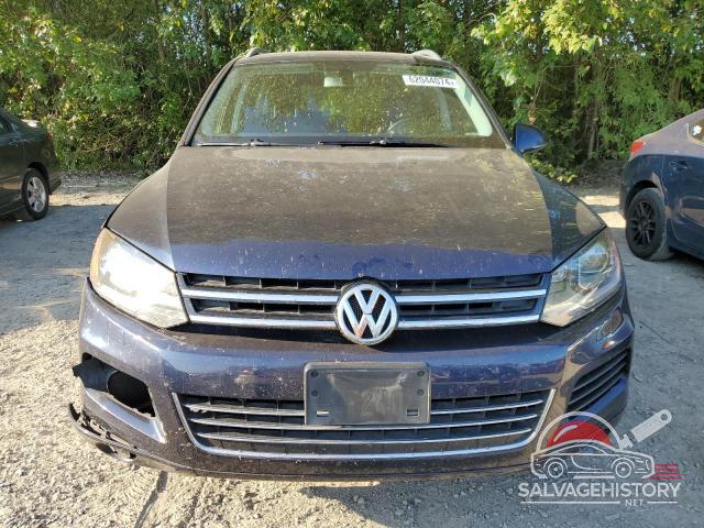 WVGEF9BP1DD004328 2013 VOLKSWAGEN TOUAREG photo no. 5