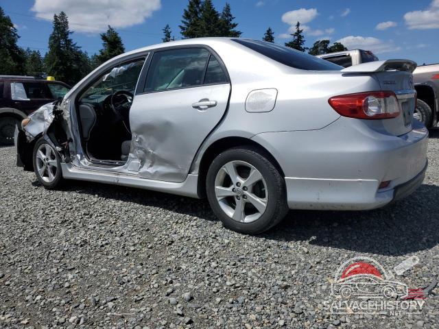 2T1BU4EE7CC819591 2012 TOYOTA COROLLA photo no. 2