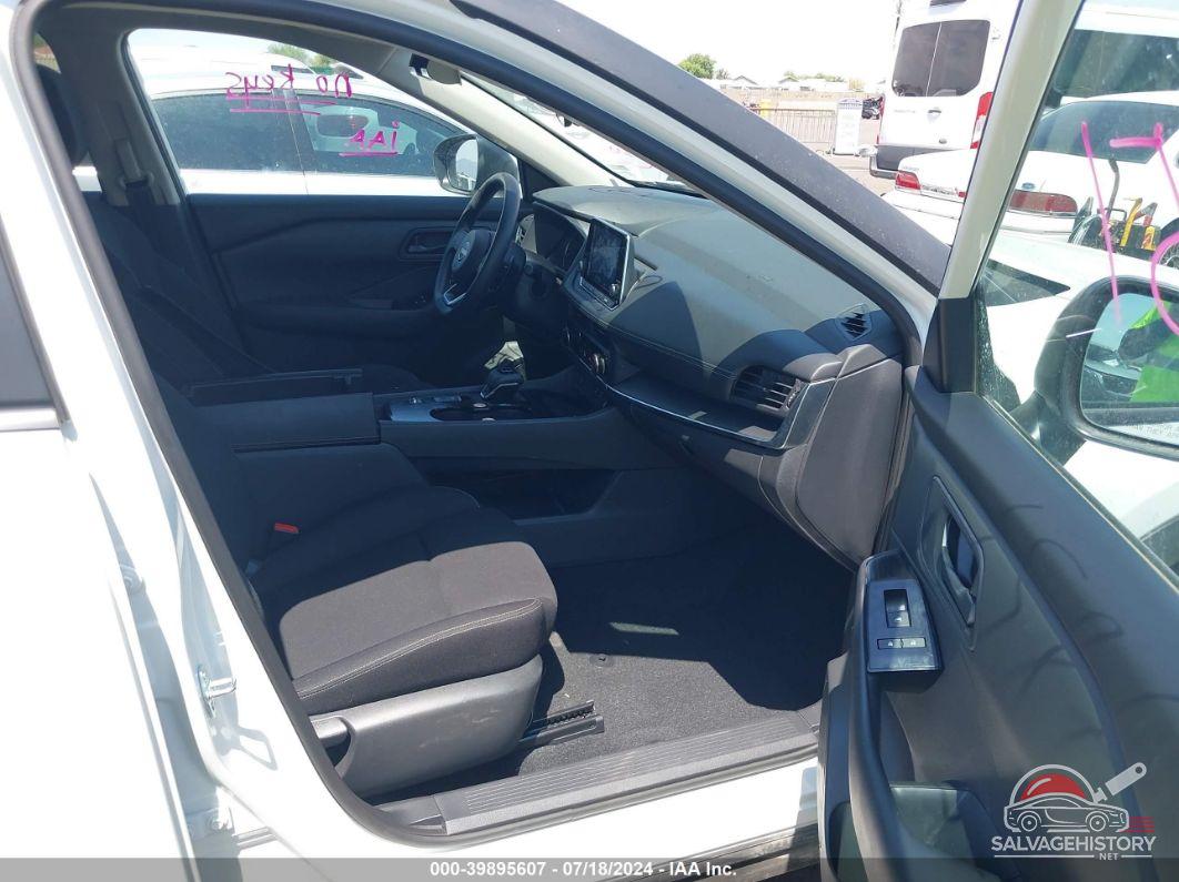 5N1BT3AA5RC670756 2024 NISSAN ROGUE photo no. 5