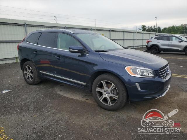 YV4902RD8F2582951 2015 VOLVO XC60 photo no. 4