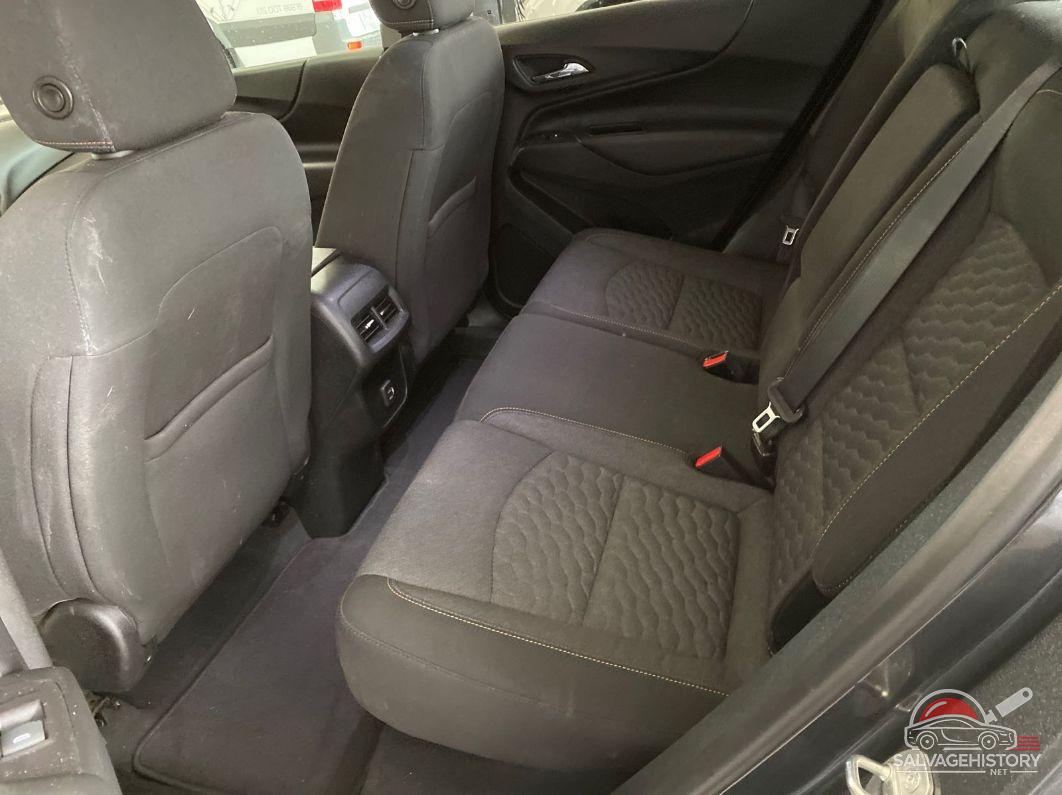 2GNAXVEX3L6100292 2020 CHEVROLET EQUINOX photo no. 4