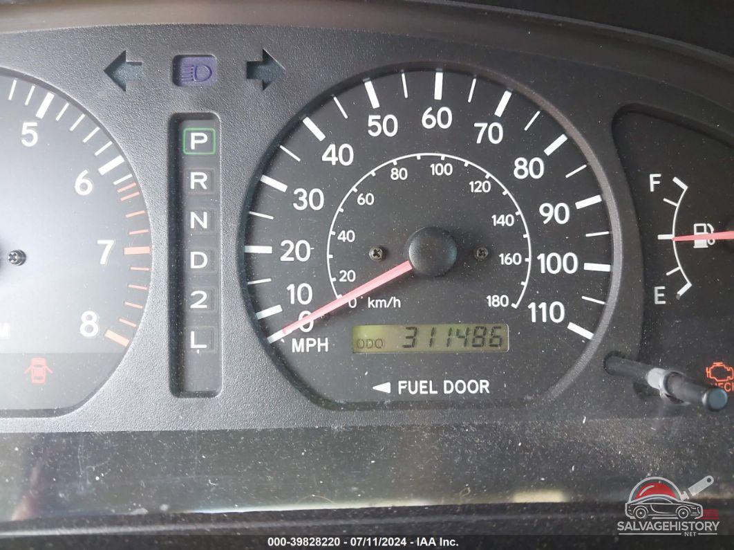 4T3ZF13C4YU210769 2000 TOYOTA SIENNA photo no. 7
