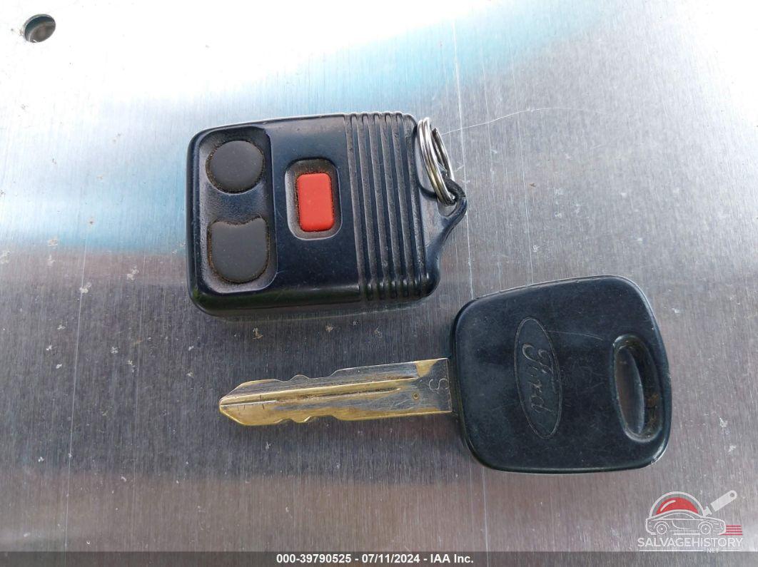 2FTRF17252CA63173 2002 FORD F-150 photo no. 11