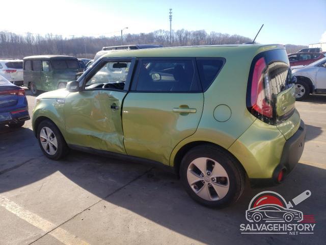 KNDJN2A24G7827566 2016 KIA SOUL photo no. 2