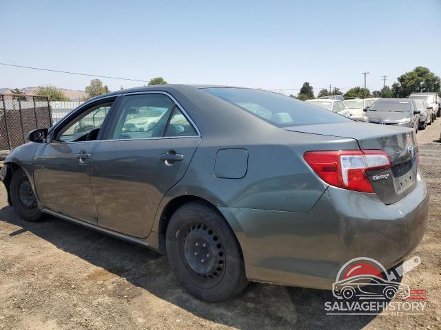4T4BF1FKXER376504 2014 TOYOTA CAMRY photo no. 2