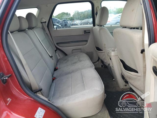 1FMCU0D74AKC64574 2010 FORD ESCAPE photo no. 10